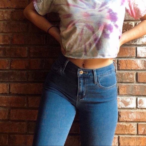 SOLD❗️Levi’s High Rise Jeans - Picture 3 of 6